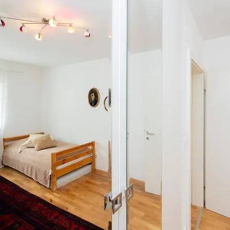 Apartmán Am Badesee Sinabelkirchen